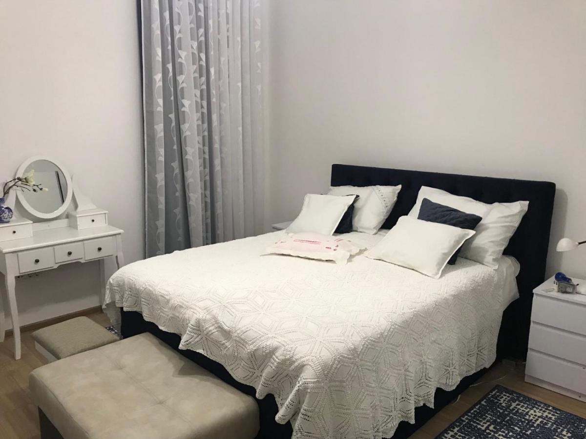 Pergul Apartment Kastela Bagian luar foto